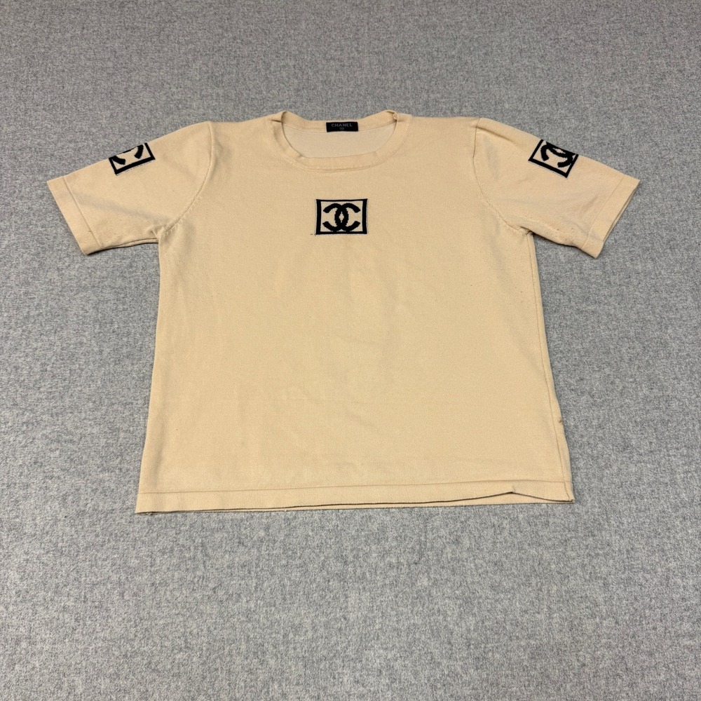 Chanel | Knit Top | M | Beige | Embroidered CC Logo Short Sleeve Crew Neck Shirt